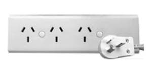 Zapatilla 220V Con Interruptor 3 Tomas 1.50 Mts RICHI (PM521)