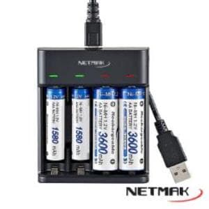 Cargador Usb Para 4 Pilas AA/AAA Netmak (NM-CH4)